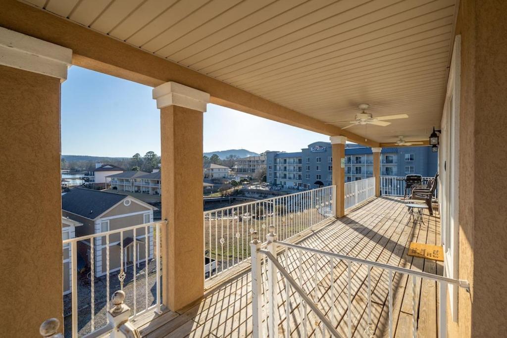 Views!! Luxury Condo W/Gourmet Kitchen, Breathtaking Views Lake Hamilton Zewnętrze zdjęcie