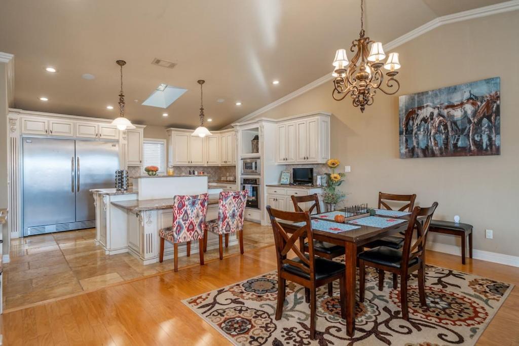 Views!! Luxury Condo W/Gourmet Kitchen, Breathtaking Views Lake Hamilton Zewnętrze zdjęcie